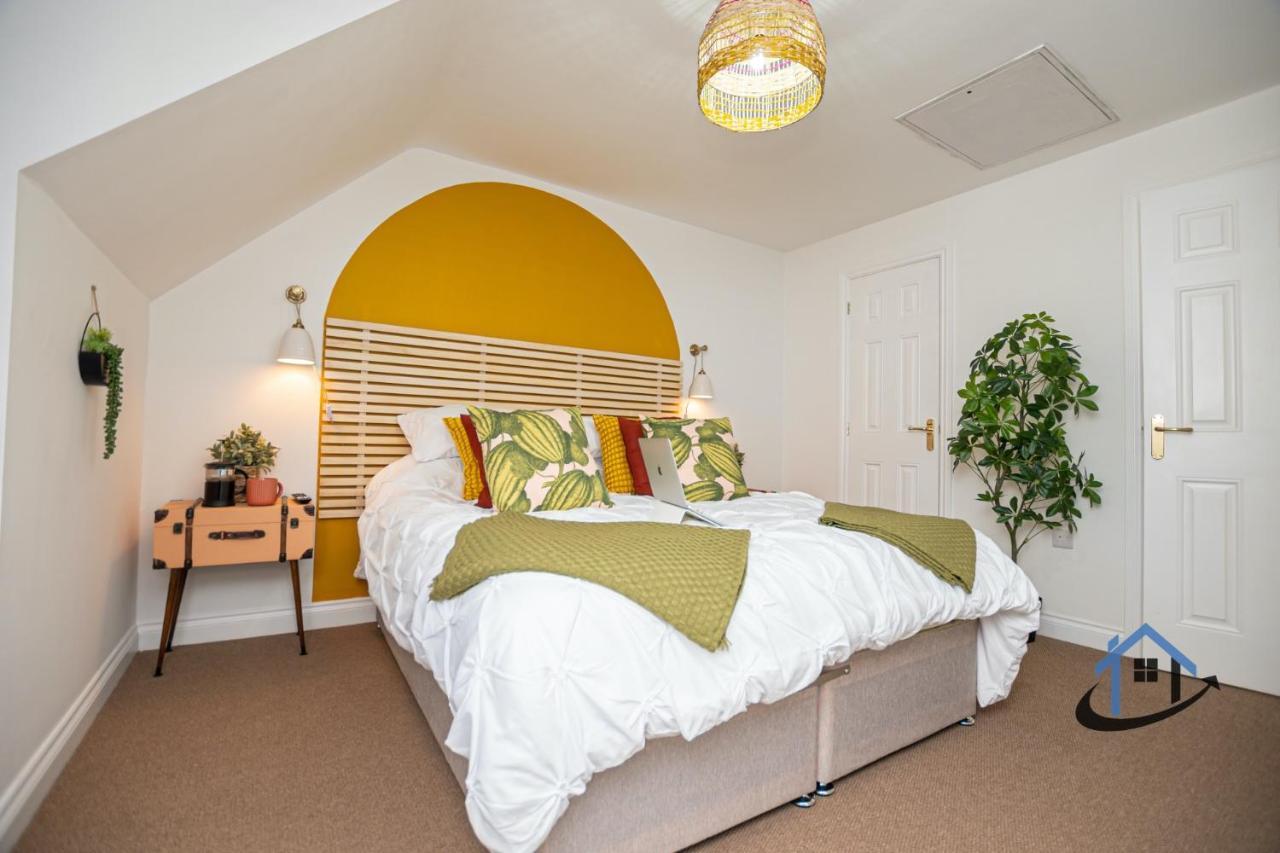 Ironside House, Thrapston King Or Twin Beds, Free Parking, Workspace, Corporates, Sleeps 8 Экстерьер фото