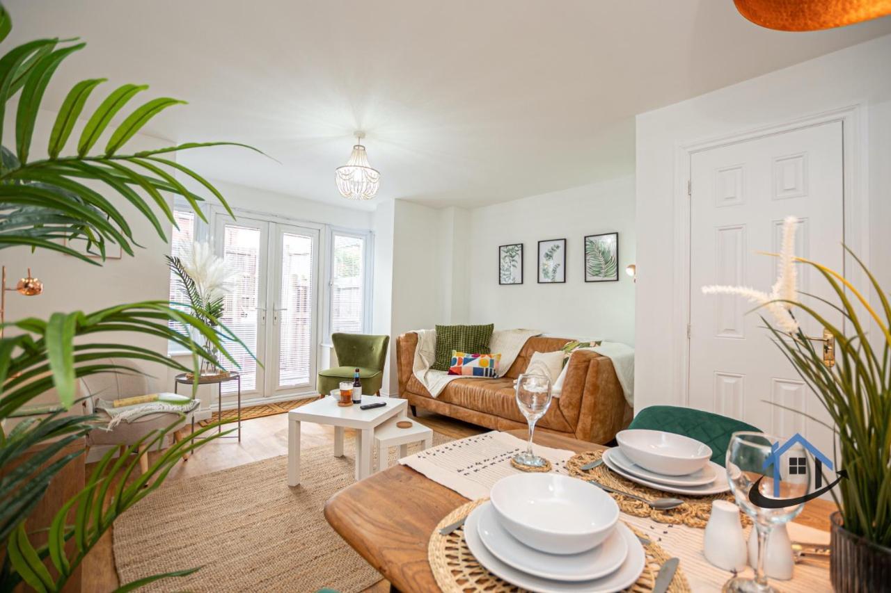 Ironside House, Thrapston King Or Twin Beds, Free Parking, Workspace, Corporates, Sleeps 8 Экстерьер фото