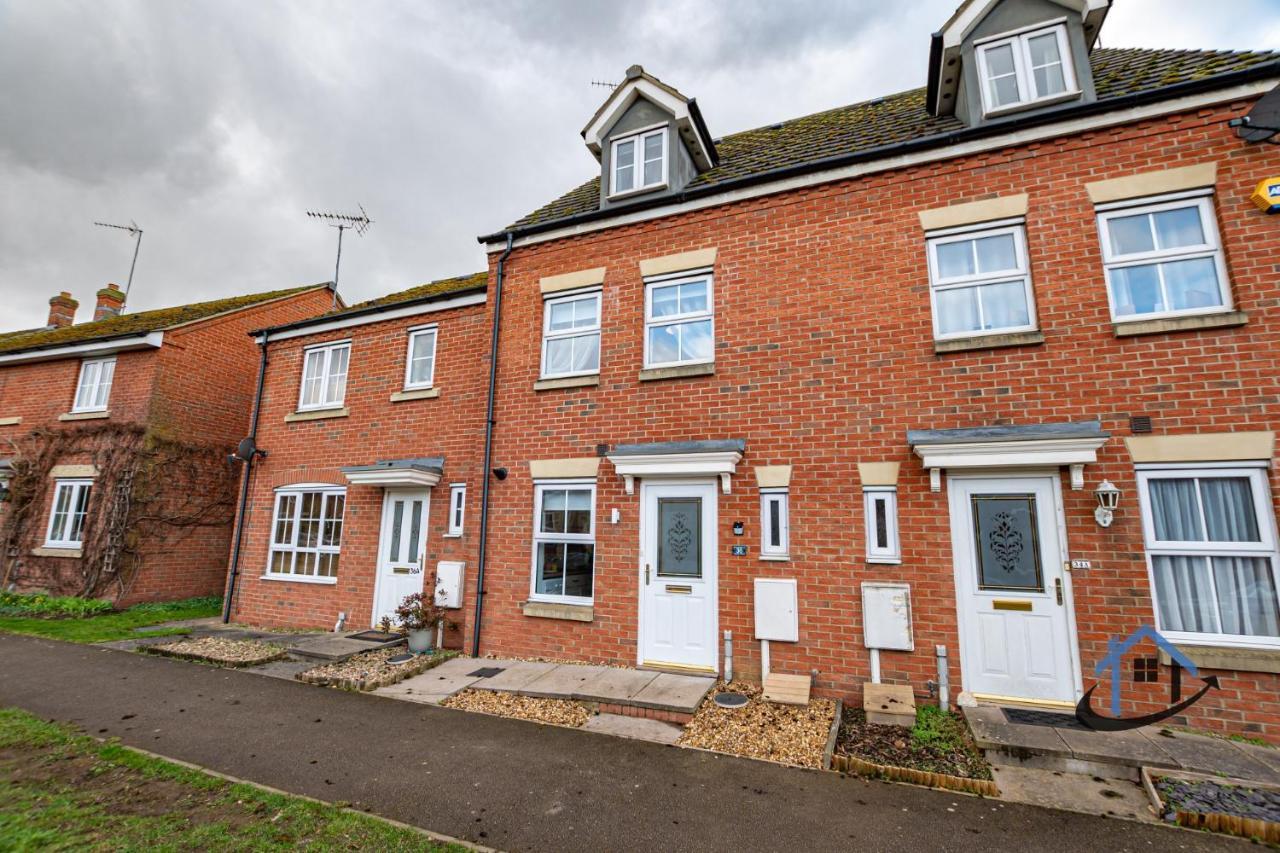 Ironside House, Thrapston King Or Twin Beds, Free Parking, Workspace, Corporates, Sleeps 8 Экстерьер фото